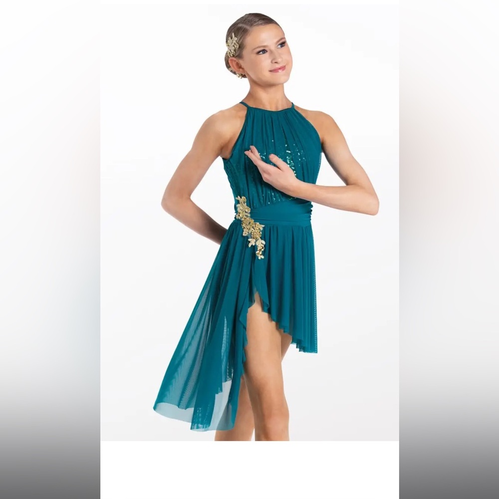 Weismann lyrical costume